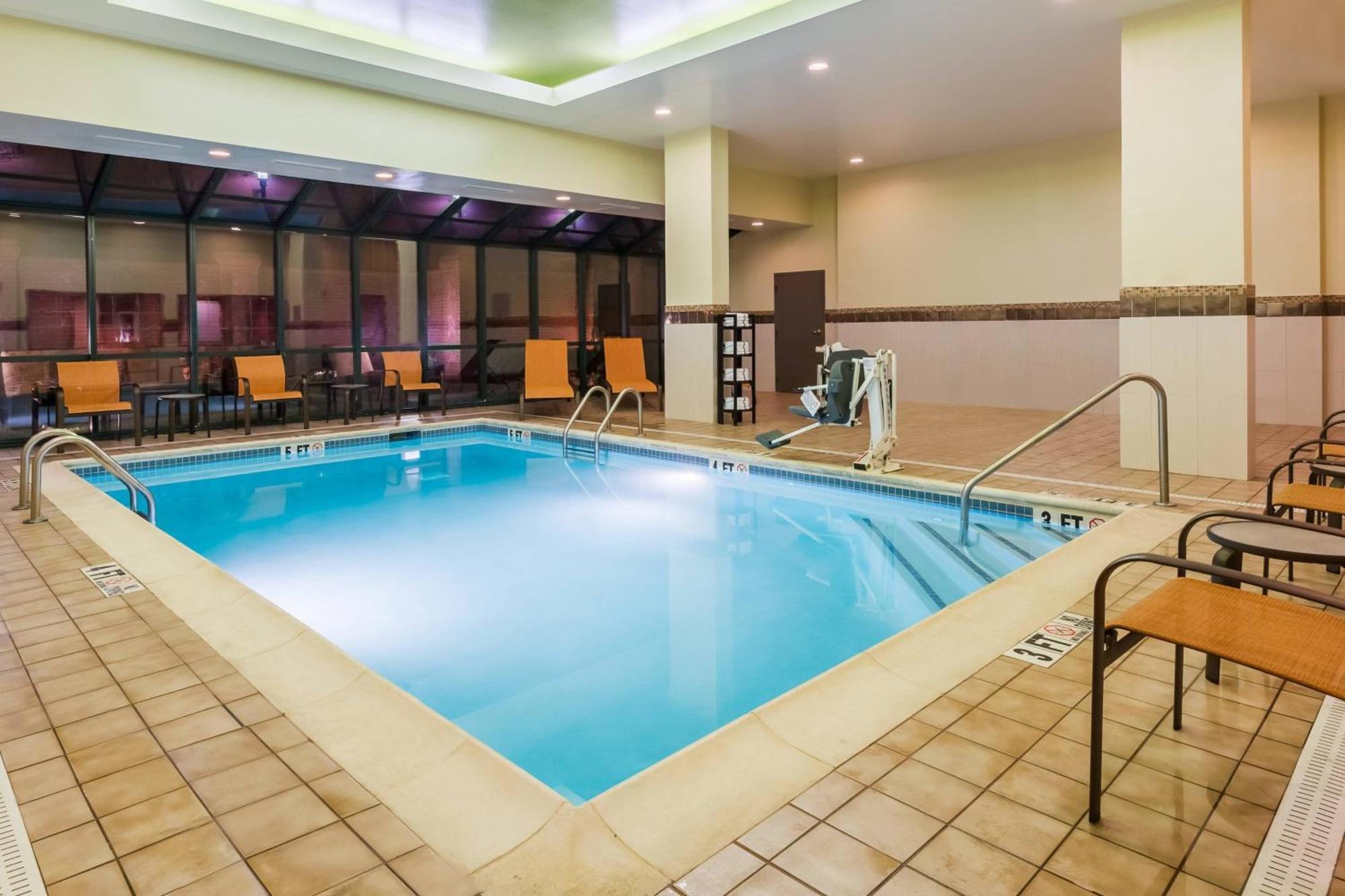 Courtyard By Marriott Chattanooga Downtown المظهر الخارجي الصورة
